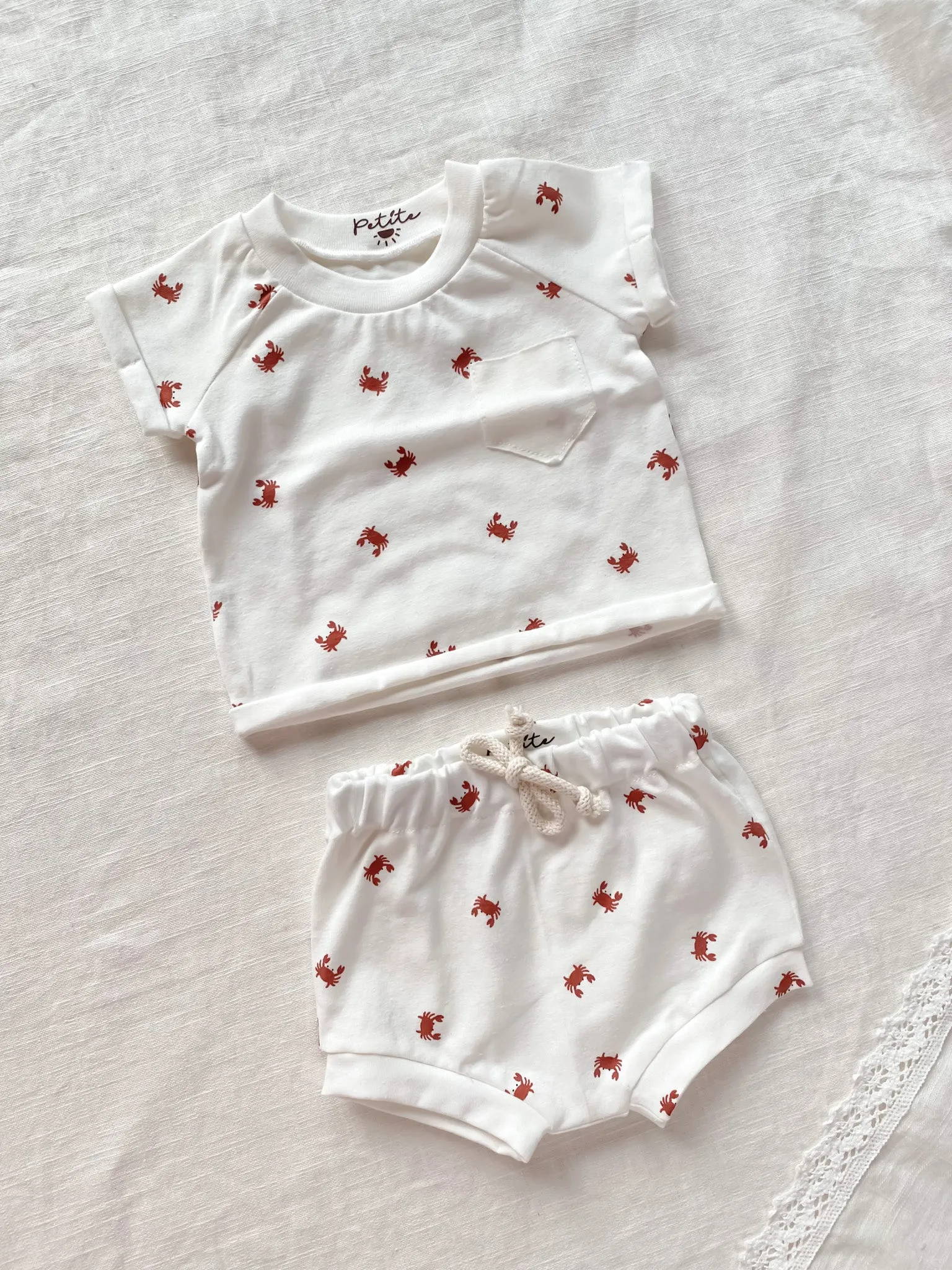 Baby boy shorts / little crabs