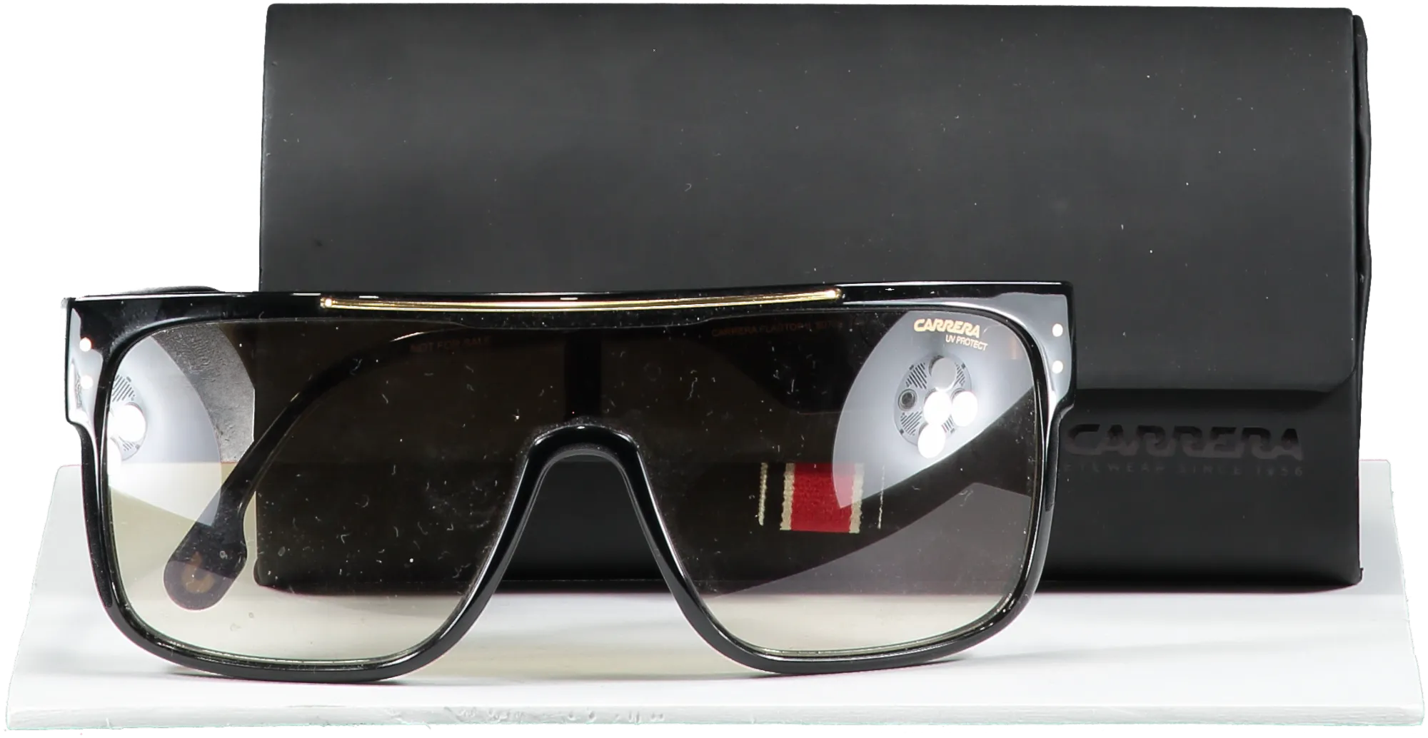 Carrera Black Ca Flagtop Ll Sunglasses in case